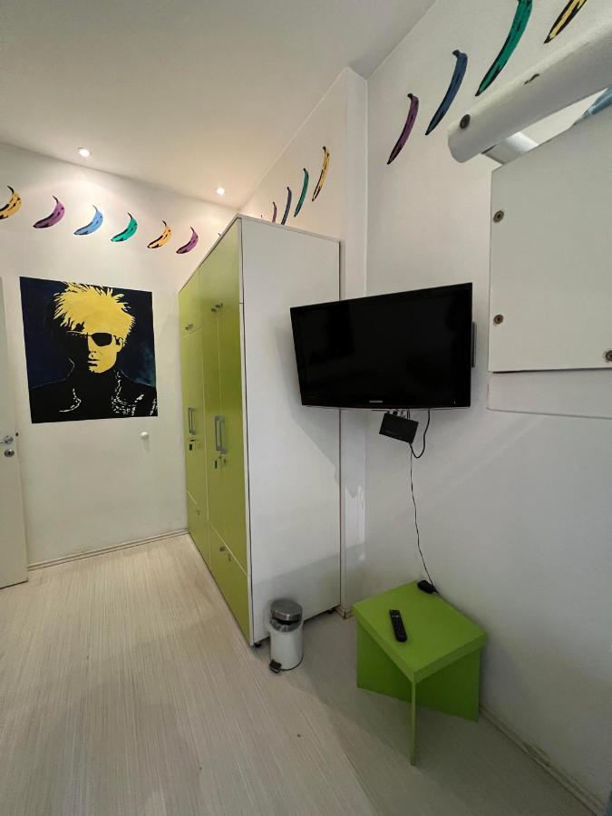 Pop Art Hostel Beograd Ngoại thất bức ảnh